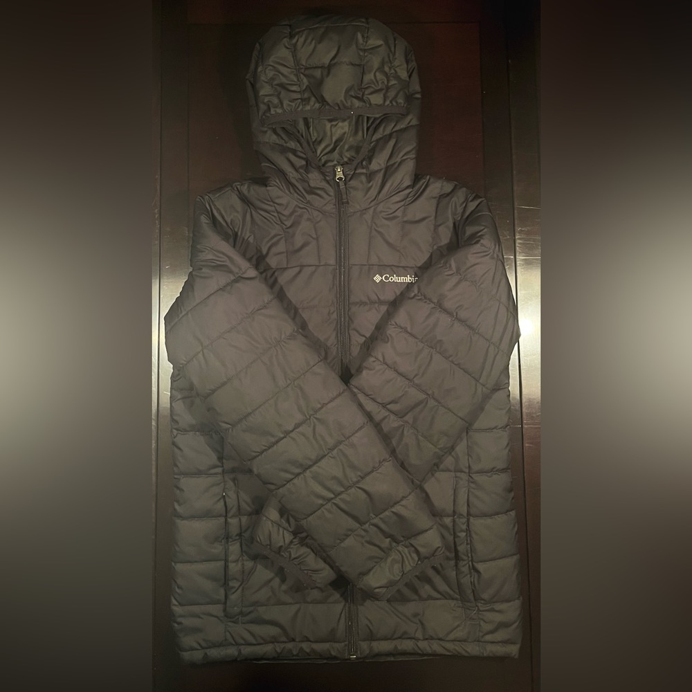 Classic Columbia Children’s Black Hooded Puffer Jacket - Size L (Age 14-16)